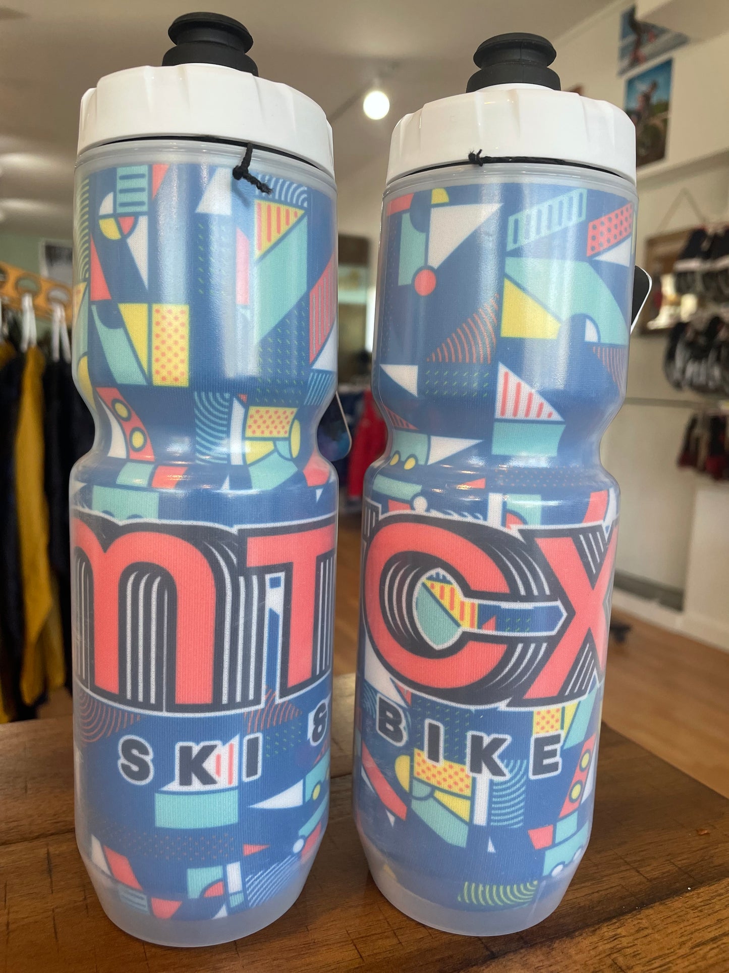 MTCX multicolor insulated water bottle